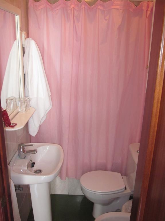 Habitaciones Lopez Azcona Noja Kamer foto